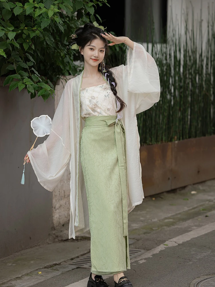 Song Dynasty Hanfu Ladies Autumn Green Dress