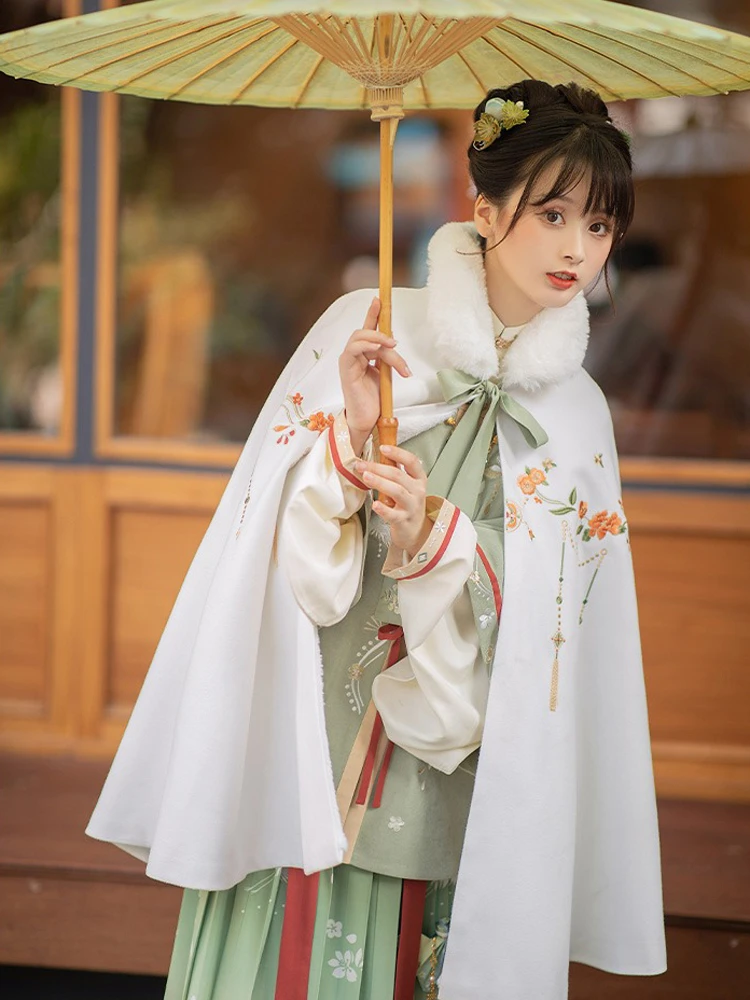 Winter Hanfu Velvet Cloak Women's Retro Cape 