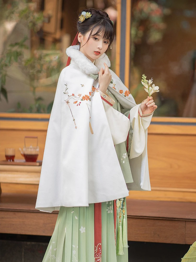 Winter Hanfu Velvet Cloak Women's Retro Cape 