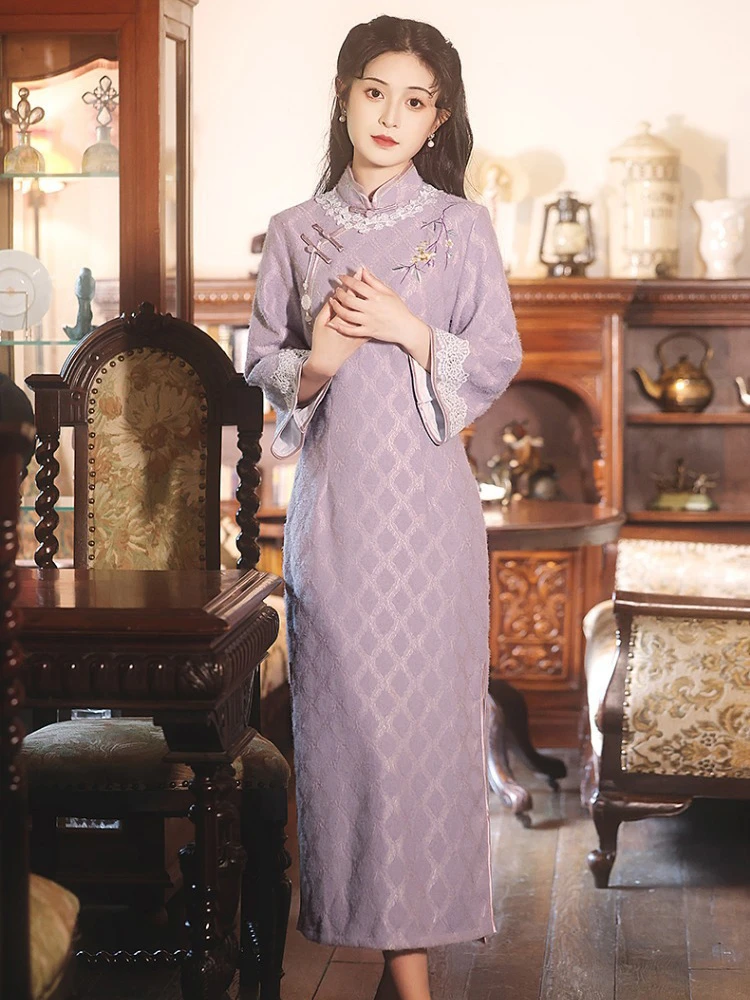 Classical Cheongsam Ladies Winter Long Sleeve Qipao Purple Style