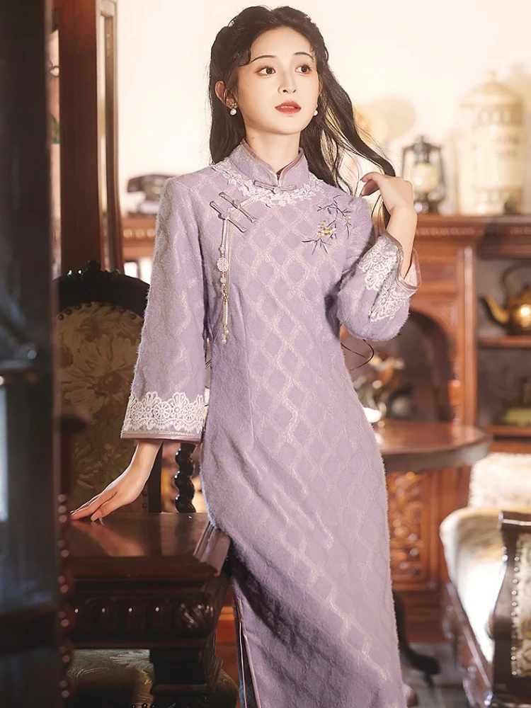 Classical Cheongsam Ladies Winter Long Sleeve Qipao Purple Style