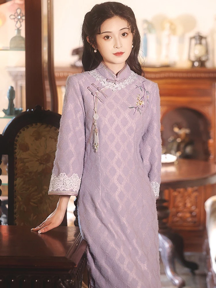 Classical Cheongsam Ladies Winter Long Sleeve Qipao Purple Style