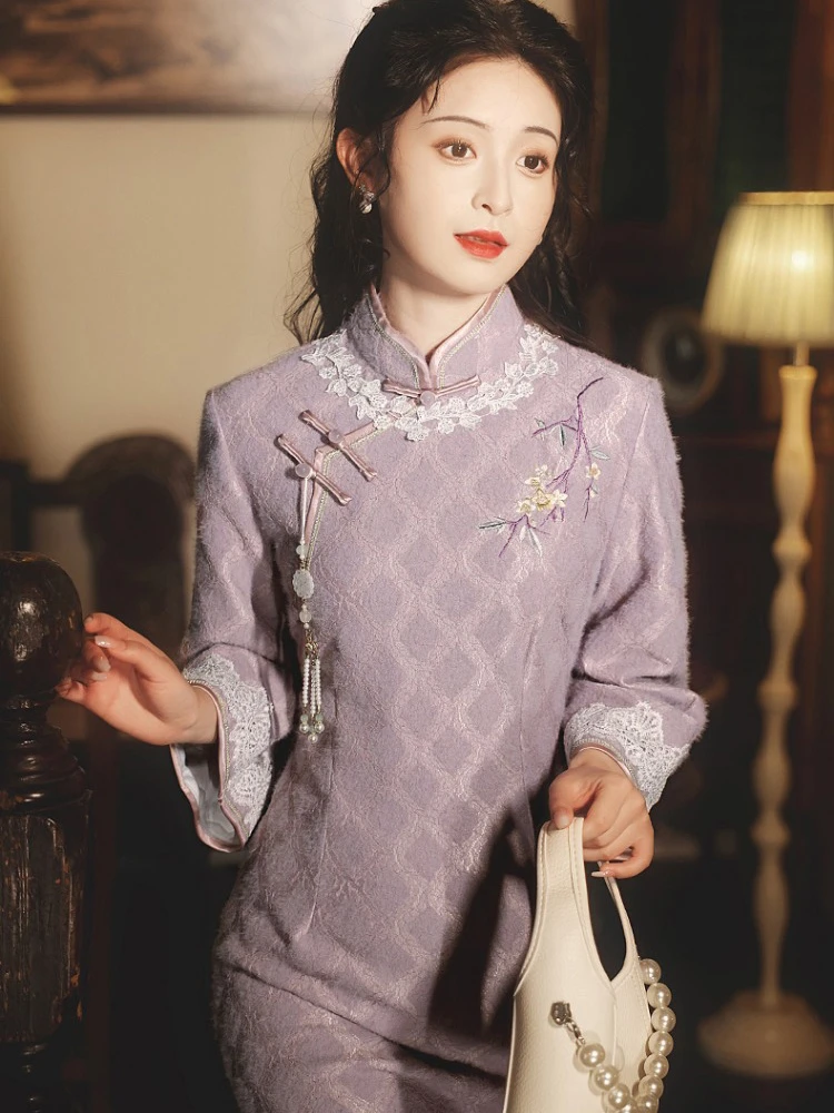 Classical Cheongsam Ladies Winter Long Sleeve Qipao Purple Style