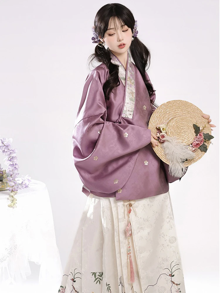 Ming Dynasty Hanfu Jiaoling Pipa Sleeve Modern Ma Mian Dress Autumn