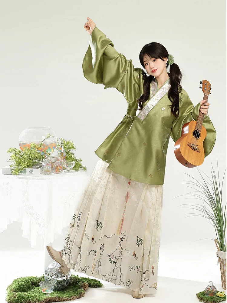 Ming Dynasty Hanfu Jiaoling Pipa Sleeve Modern Ma Mian Dress Autumn