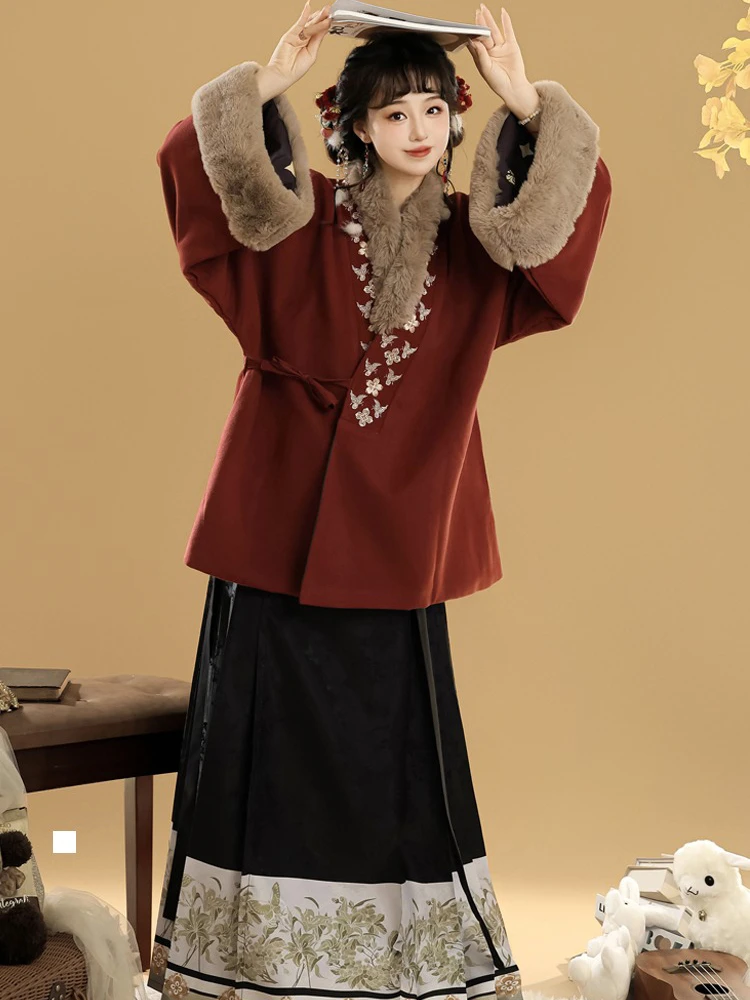 Women's Ming Dynasty Winter Hanfu Aoqun Warm Daily Wear