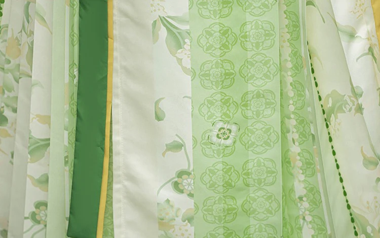 Ming Dynasty Hanfu Aoqun Autumn Green Mamian Qun