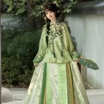 Ming Dynasty Hanfu Aoqun Autumn Green Mamian Qun