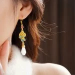 Niche Earrings Four Leaf Flower Ladies Elegant Jewellery