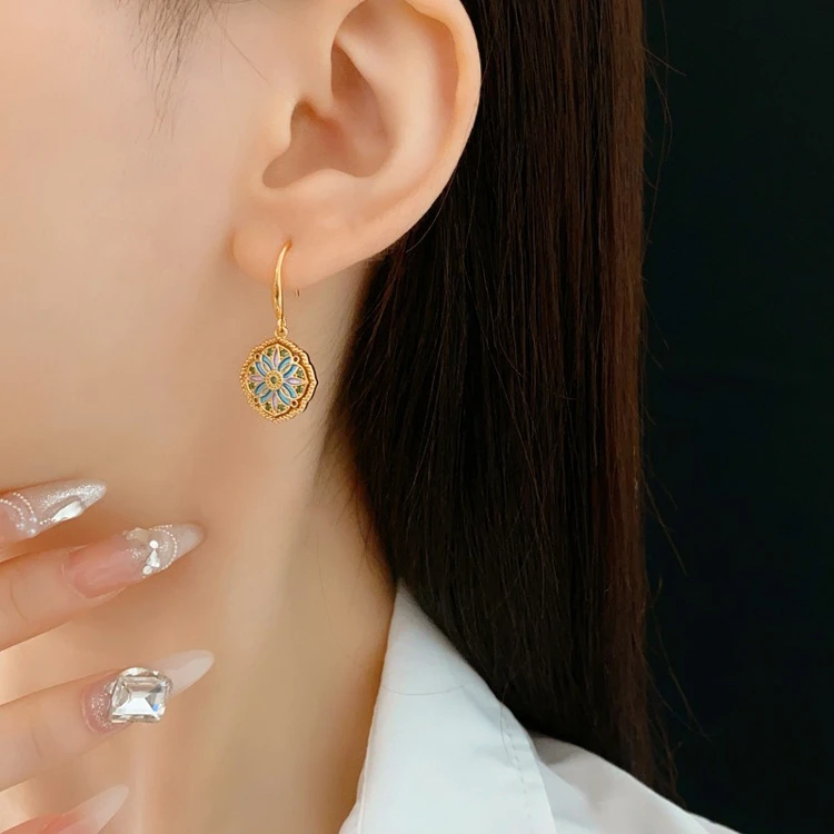 Vintage Flower Earrings Women's Fashion High Class Jewelry