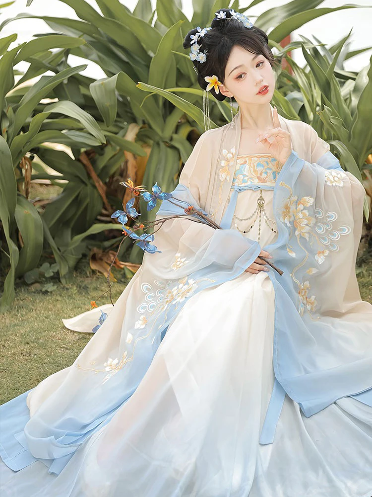 Hanfu Tang Dynasty Hezi Qun Spring Embroidered Fairy Skirt