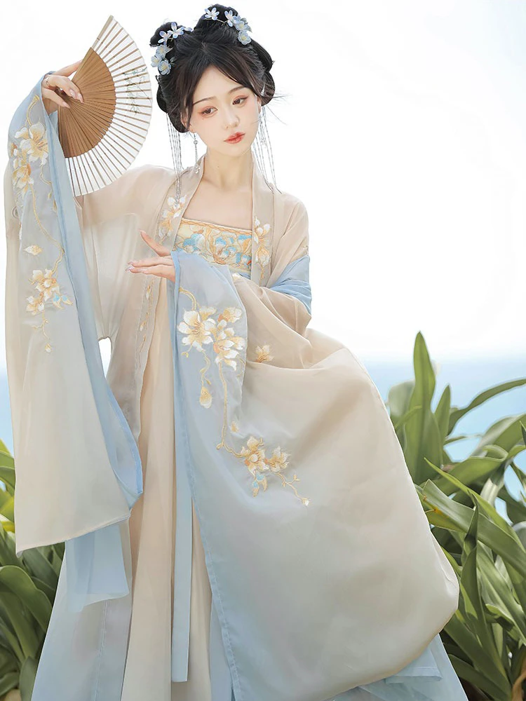 Hanfu Tang Dynasty Hezi Qun Spring Embroidered Fairy Skirt