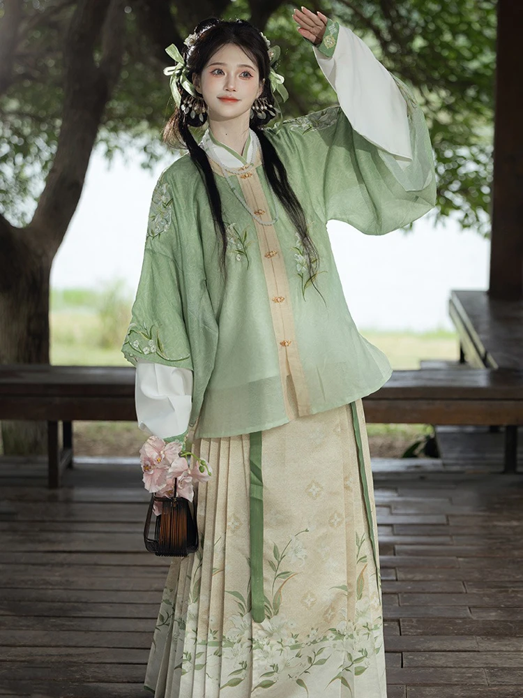 Green Style Ming Dynasty Women's Ma Mian Dress Spring Dresses