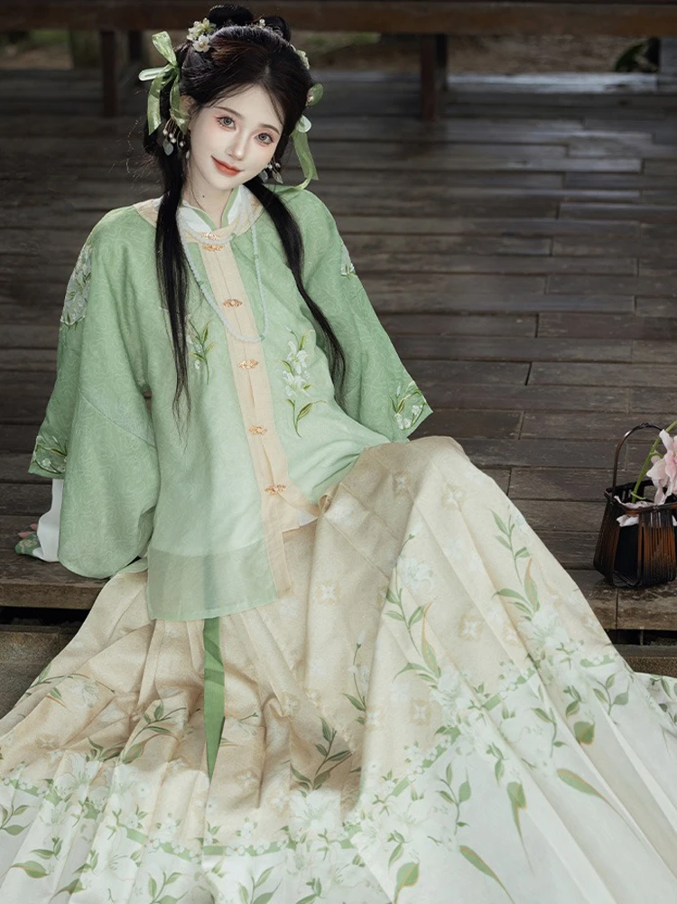 Green Style Ming Dynasty Women's Ma Mian Dress Spring Dresses