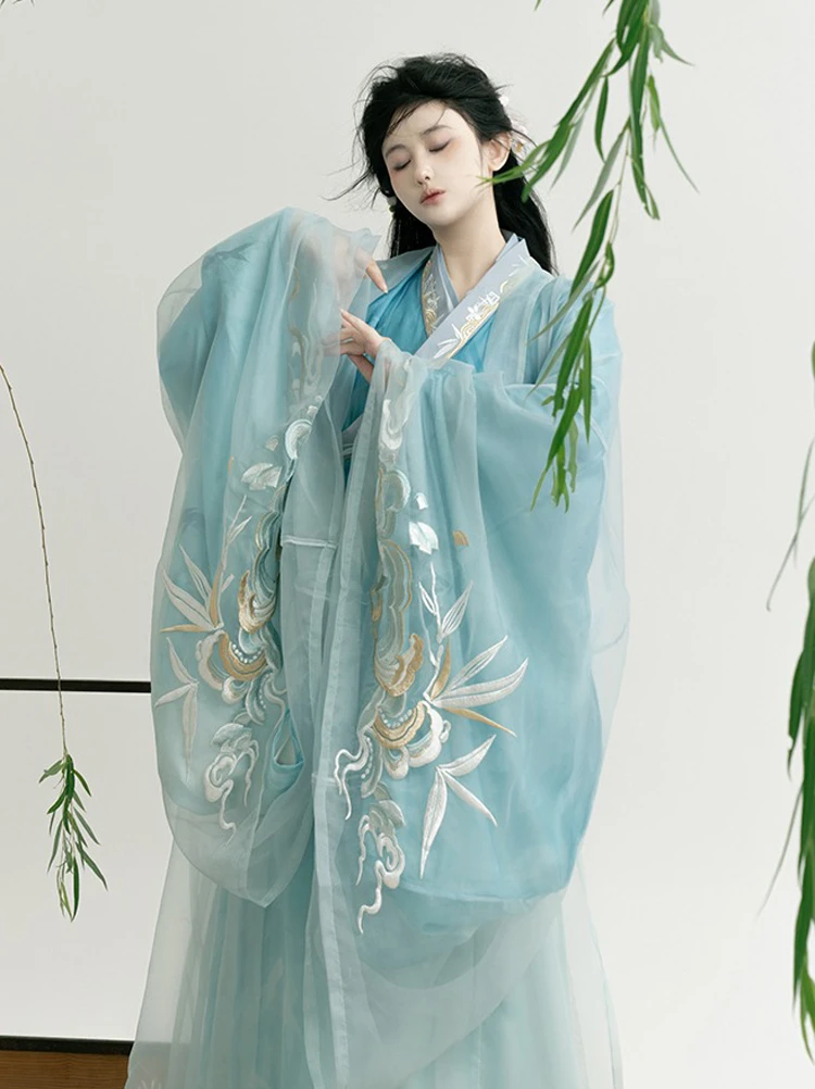 Spring Hanfu Embroidered Large Sleeve Zhiju Light Blue Style