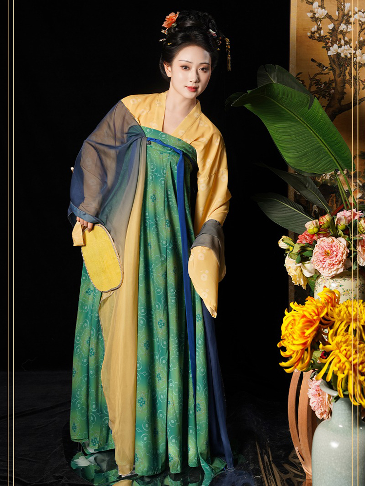 Tang Dynasty Traditional Hanfu Ladies Qixiong Shanqun Colorful Spring Dresses