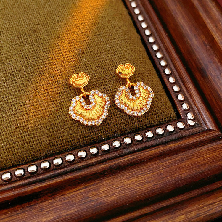 Auspicious Clouds Good Fortune Lock Ear Studs Women Niche Cheongsam Earrings