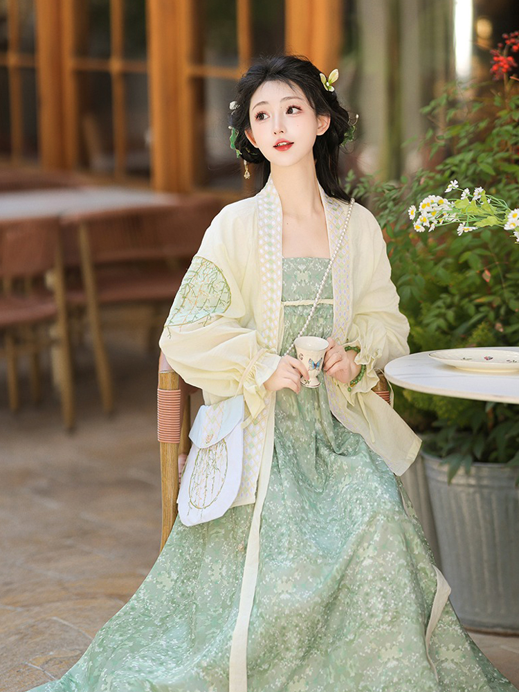 Fashion Ladies Hanfu Summer Green Dress with Bubble Sleeve