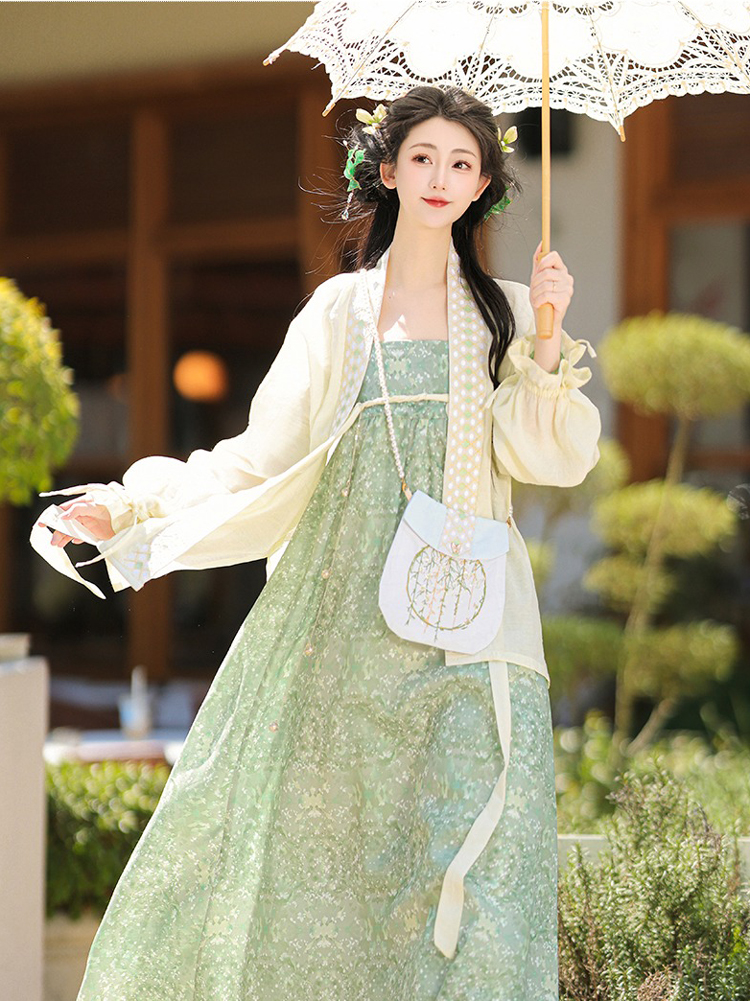 Fashion Ladies Hanfu Summer Green Dress with Bubble Sleeve