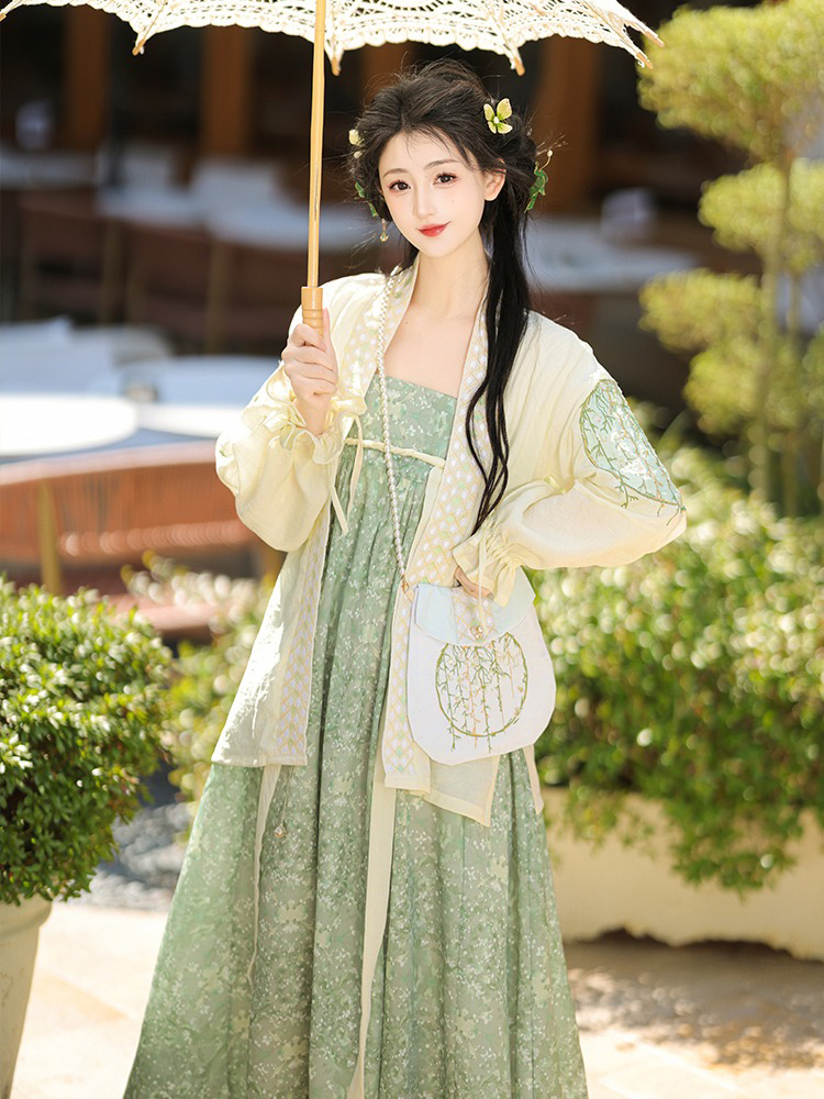 Fashion Ladies Hanfu Summer Green Dress with Bubble Sleeve
