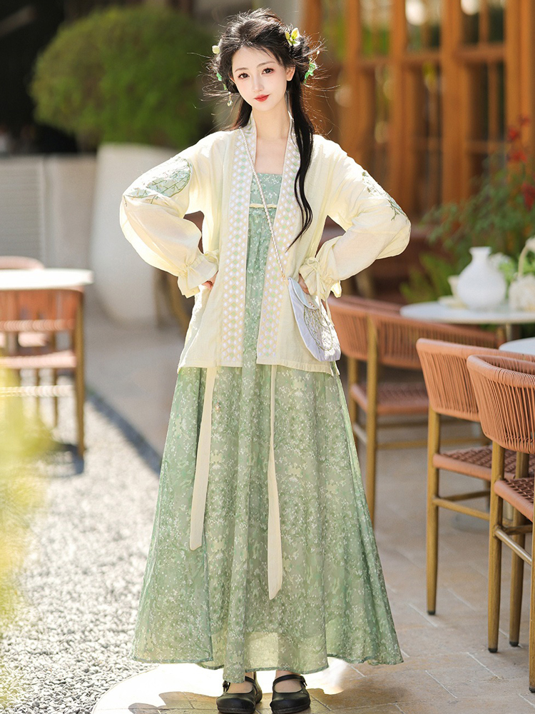 Fashion Ladies Hanfu Summer Green Dress with Bubble Sleeve