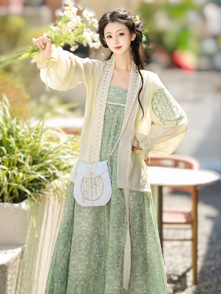 Fashion Ladies Hanfu Summer Green Dress with Bubble Sleeve