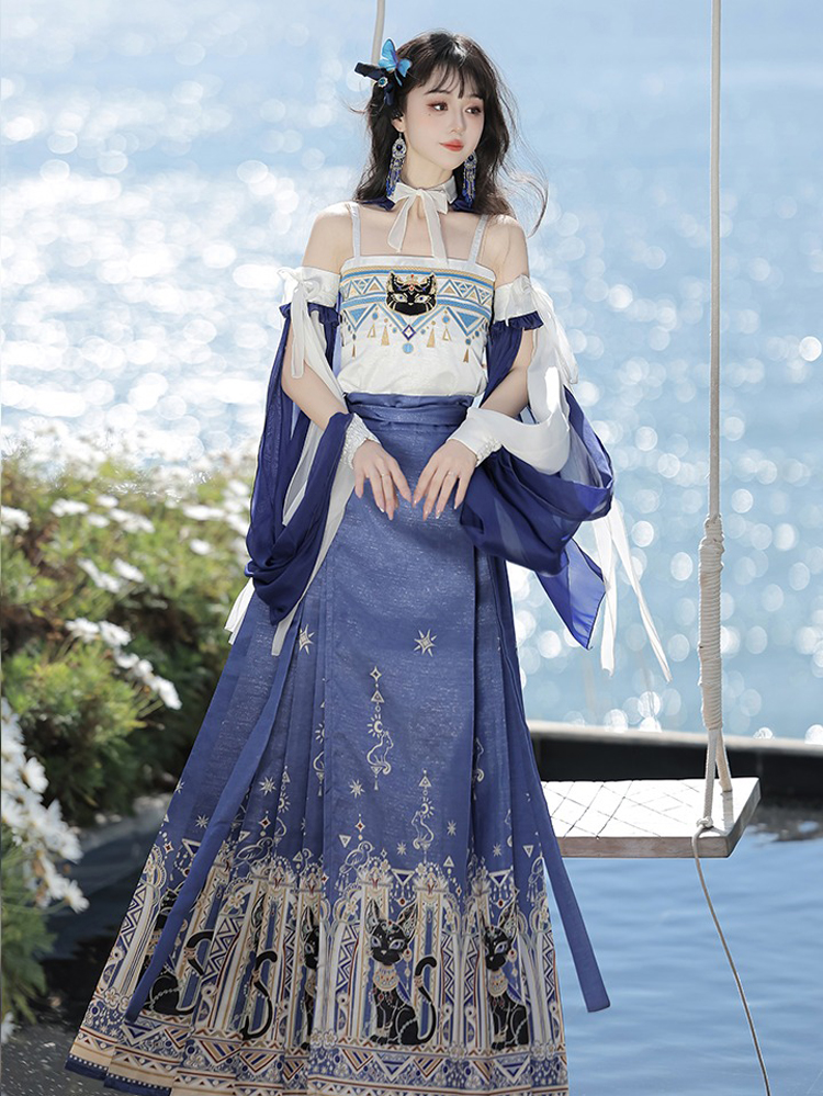 Fashionable Hanfu Ming Dynasty Mamian Skirt Unique Niche Clothing for Summer 