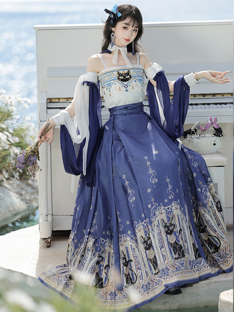 Fashionable Hanfu Ming Dynasty Mamian Skirt Unique Niche Clothing for Summer 