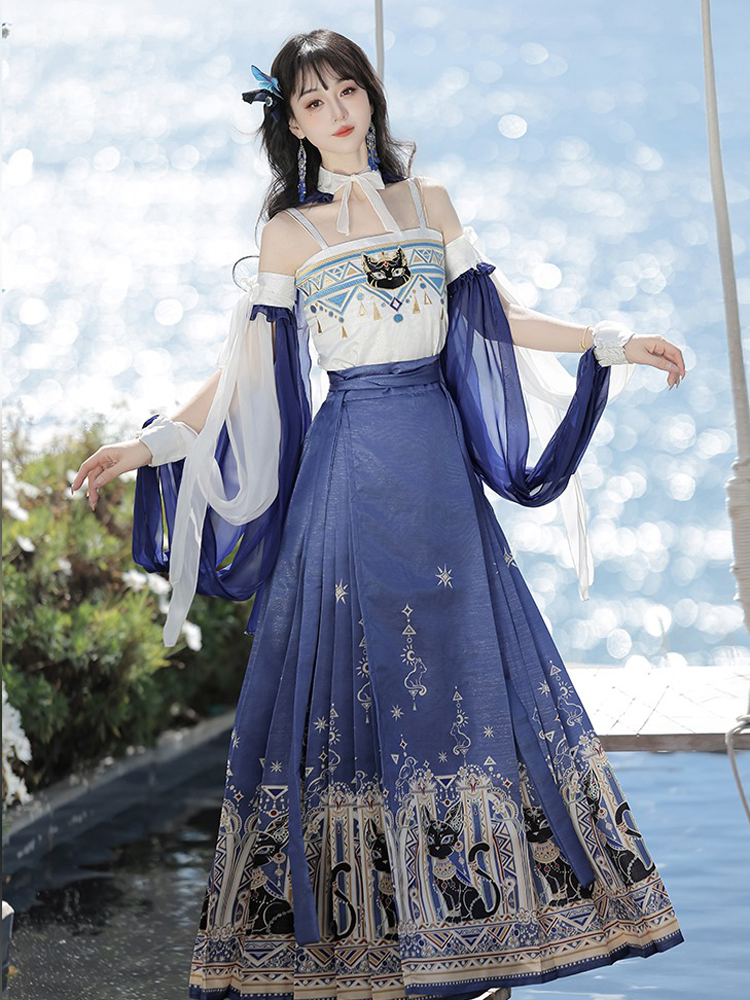 Fashionable Hanfu Ming Dynasty Mamian Skirt Unique Niche Clothing for Summer 