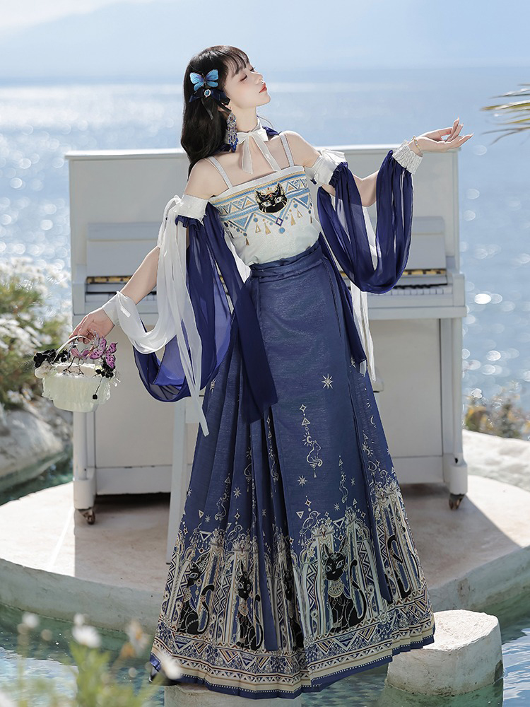 Fashionable Hanfu Ming Dynasty Mamian Skirt Unique Niche Clothing for Summer 