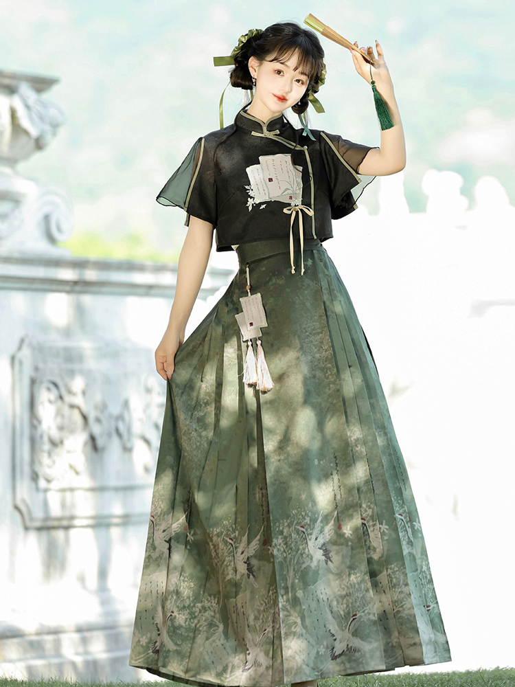Fashionable Women Hanfu Black Style Mamian Skirt Summer Fashion
