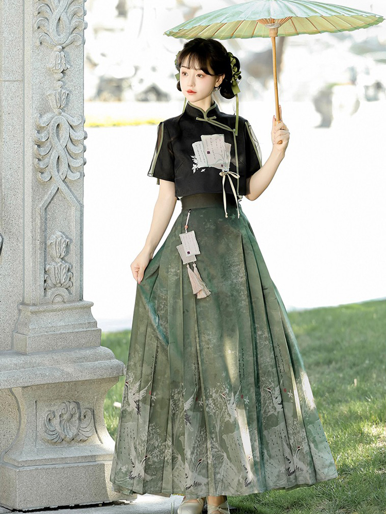Fashionable Women Hanfu Black Style Mamian Skirt Summer Fashion