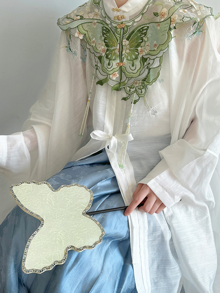 Hanfu Accessories Cloud Shoulder Green Butterfly Tassel For Ming Dynasty Hanfu