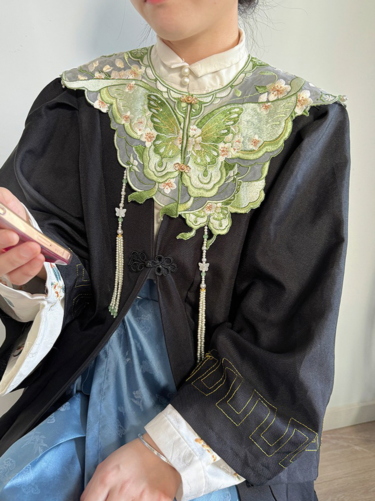 Hanfu Accessories Cloud Shoulder Green Butterfly Tassel For Ming Dynasty Hanfu
