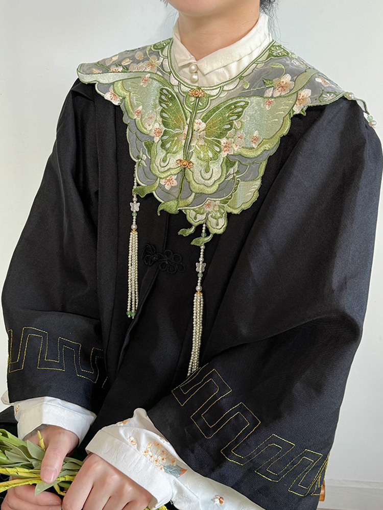 Hanfu Accessories Cloud Shoulder Green Butterfly Tassel For Ming Dynasty Hanfu