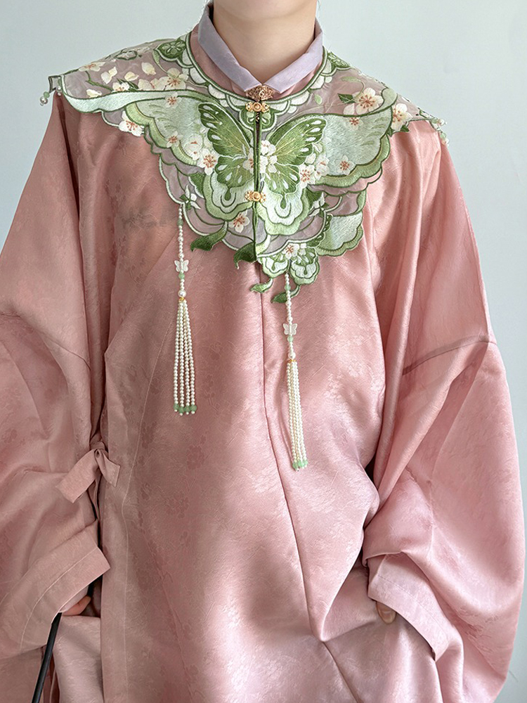 Hanfu Accessories Cloud Shoulder Green Butterfly Tassel For Ming Dynasty Hanfu
