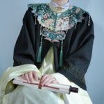 Ming Dynasty Hanfu Yun Jian Accessories Embroidered Flower Cloud Shoulder