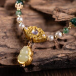 Hanfu Women Necklace Green Short Yingluo with Hulu