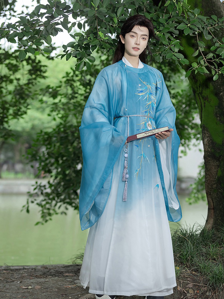 Men Autumn Tang Dynasty Round Collar Robe with Gradient Color Wuxia Style