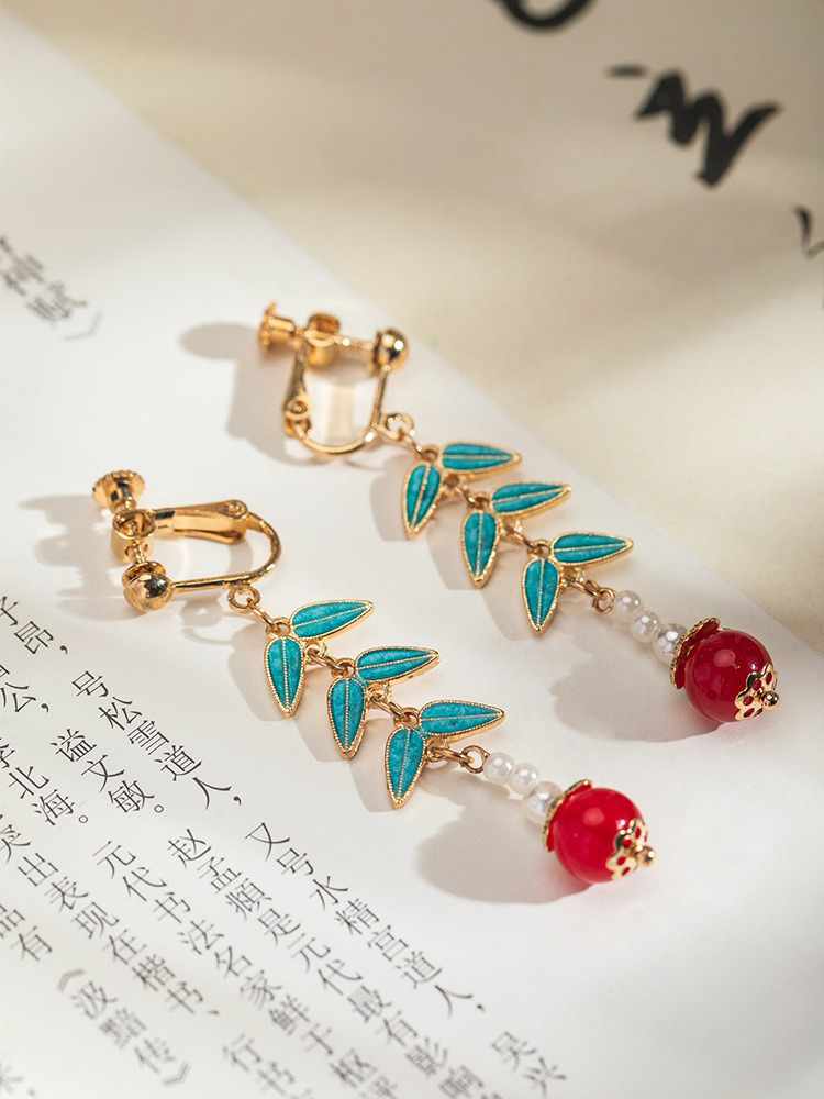 New Chinese-style Tassels Earrings Green Leaf Classical Elegance Earrings Women Style 
