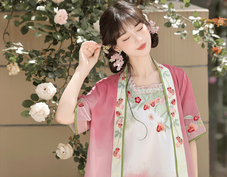 Song Dynasty Cute Style Pink Hanfu for Women