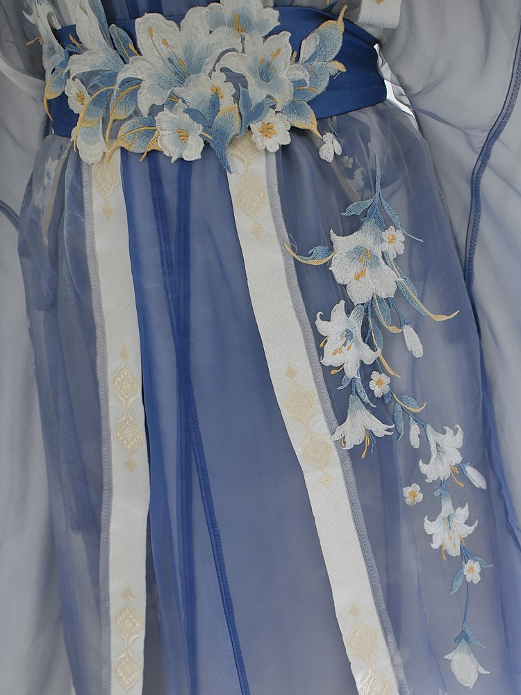 Couple Style Wuxia Inspired Zhiju Blue Handsome Set