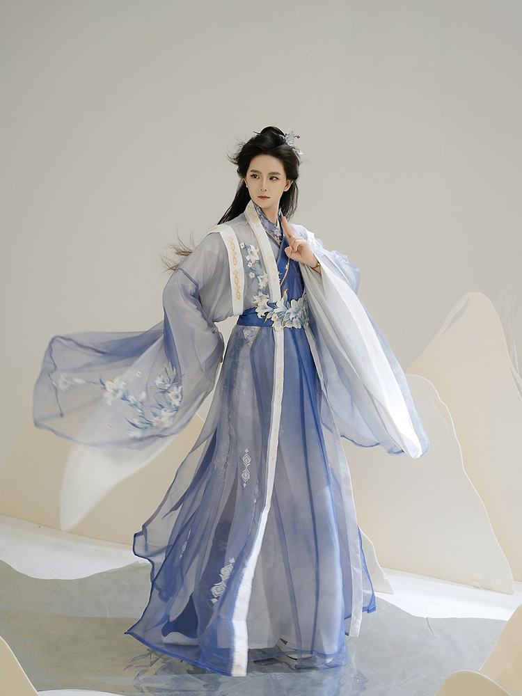 Couple Style Wuxia Inspired Zhiju Blue Handsome Set