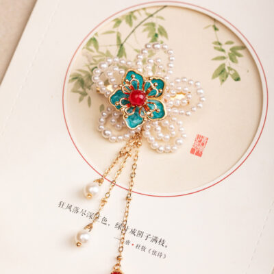 Women Cheongsam Accessories Niche Brooch with Floral Design