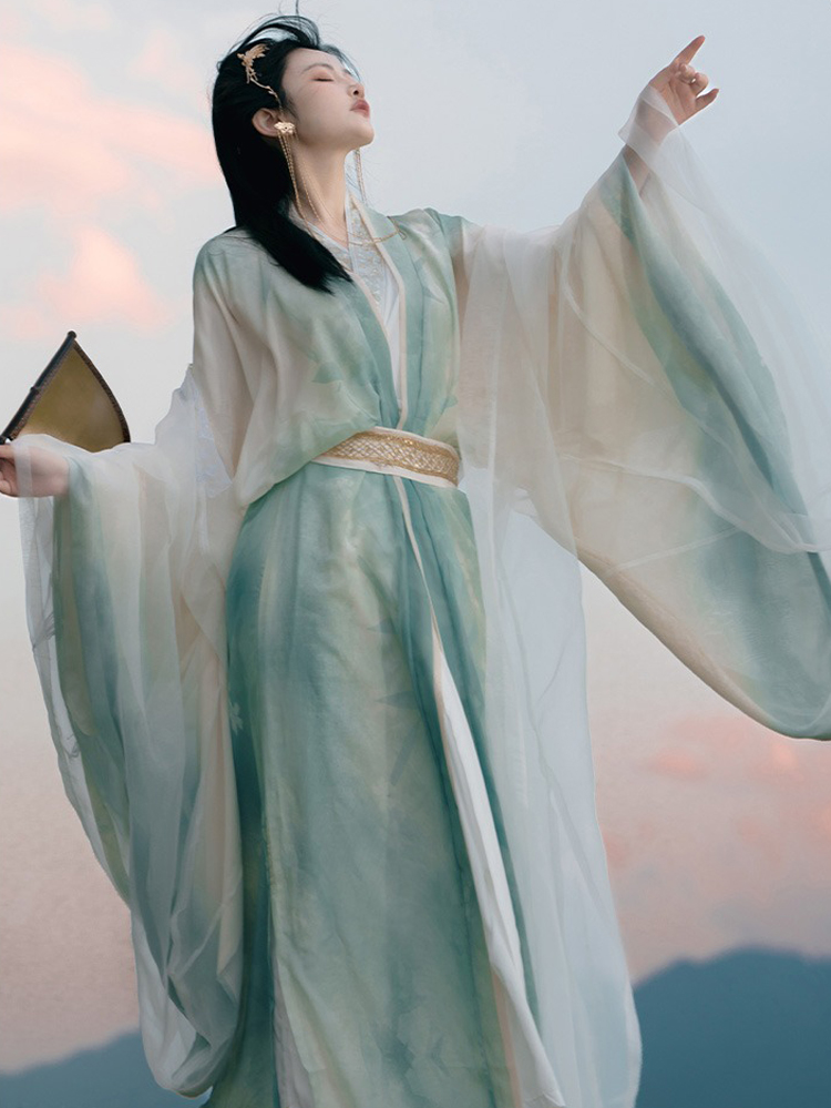 Wuxia-Style Zhiju Long-Sleeved Ethereal Women's Autumn Hanfu Set
