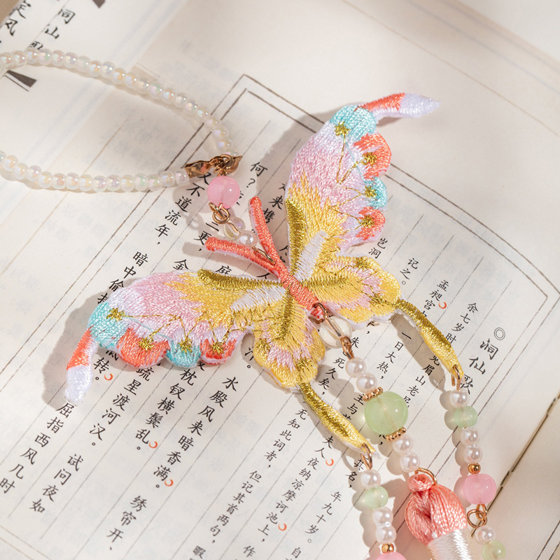 Embroidered-Butterfly-Pendant-with-Tassel-Jinbu-Accessories-Hanfu-3 Embroidered Butterfly Pendant with Tassel Jinbu Accessories Hanfu