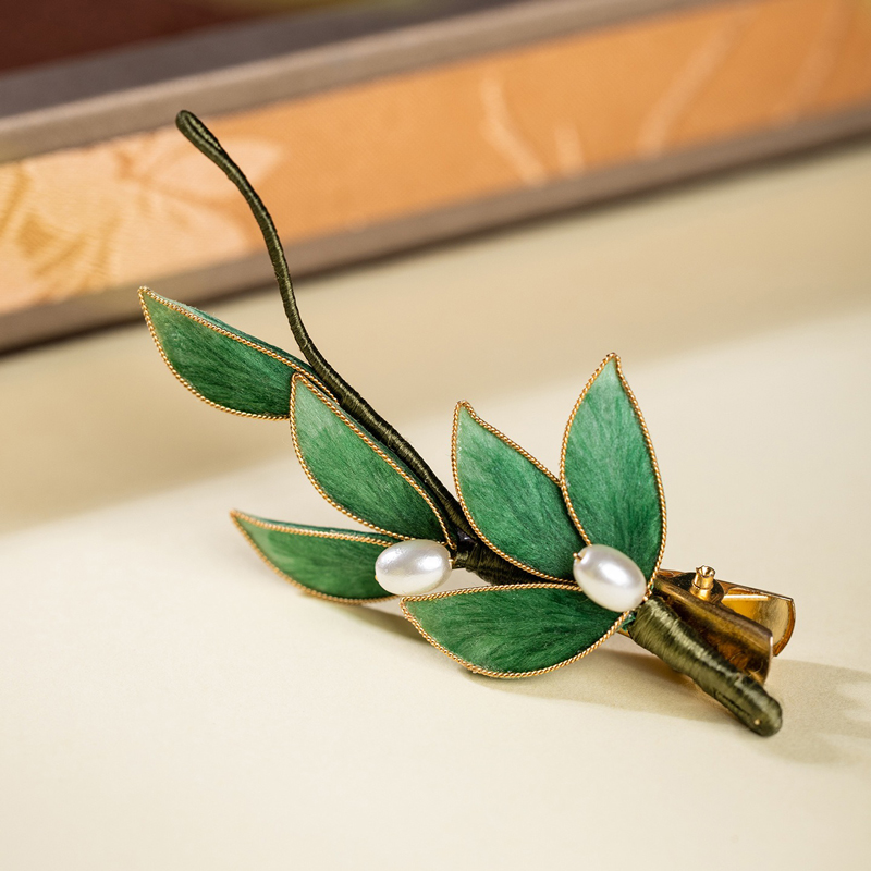 Handmade-Velvet-Flower-Hairpin-Traditional-Chinese-Style-Girl-Everyday-Hanfu-Accessory-3 Handmade Velvet Flower Hairpin Traditional Chinese-Style Girl's Everyday Hanfu Accessory