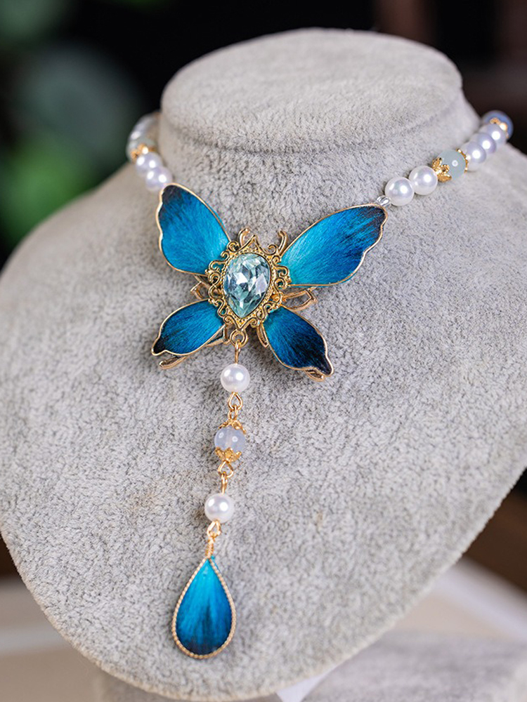 Azure Wings 1