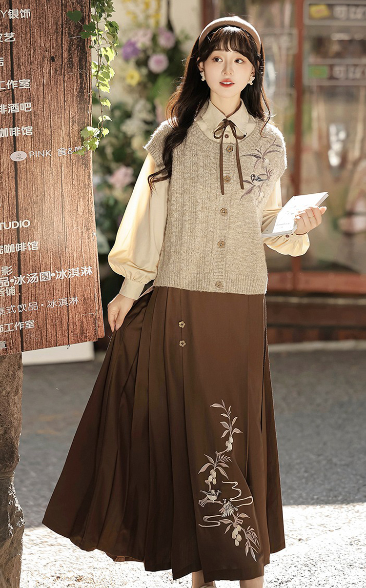 Winter Daily Hanfu Ming Dynasty Set with Maian Skirt