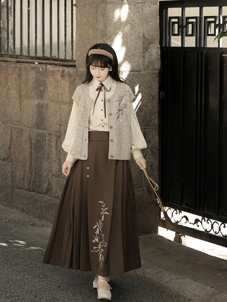 Winter Daily Hanfu Ming Dynasty Set with Maian Skirt